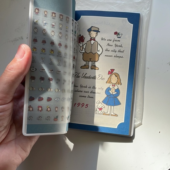 Sanrio 1995 The Vaudeville Duo - agenda and more book. Unused! - Picture 4 of 10